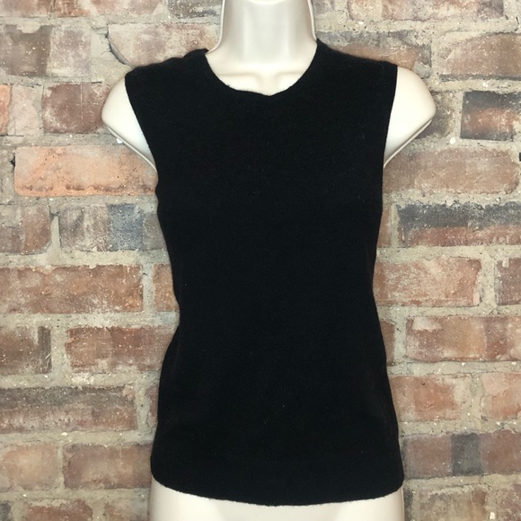 Lauren Ralph Lauren Tops - Black cashmere sleeveless sweater